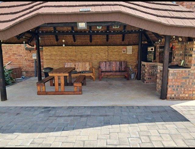 3 BEDROOM HOUSE FOR SALE IN MONTANA PARK